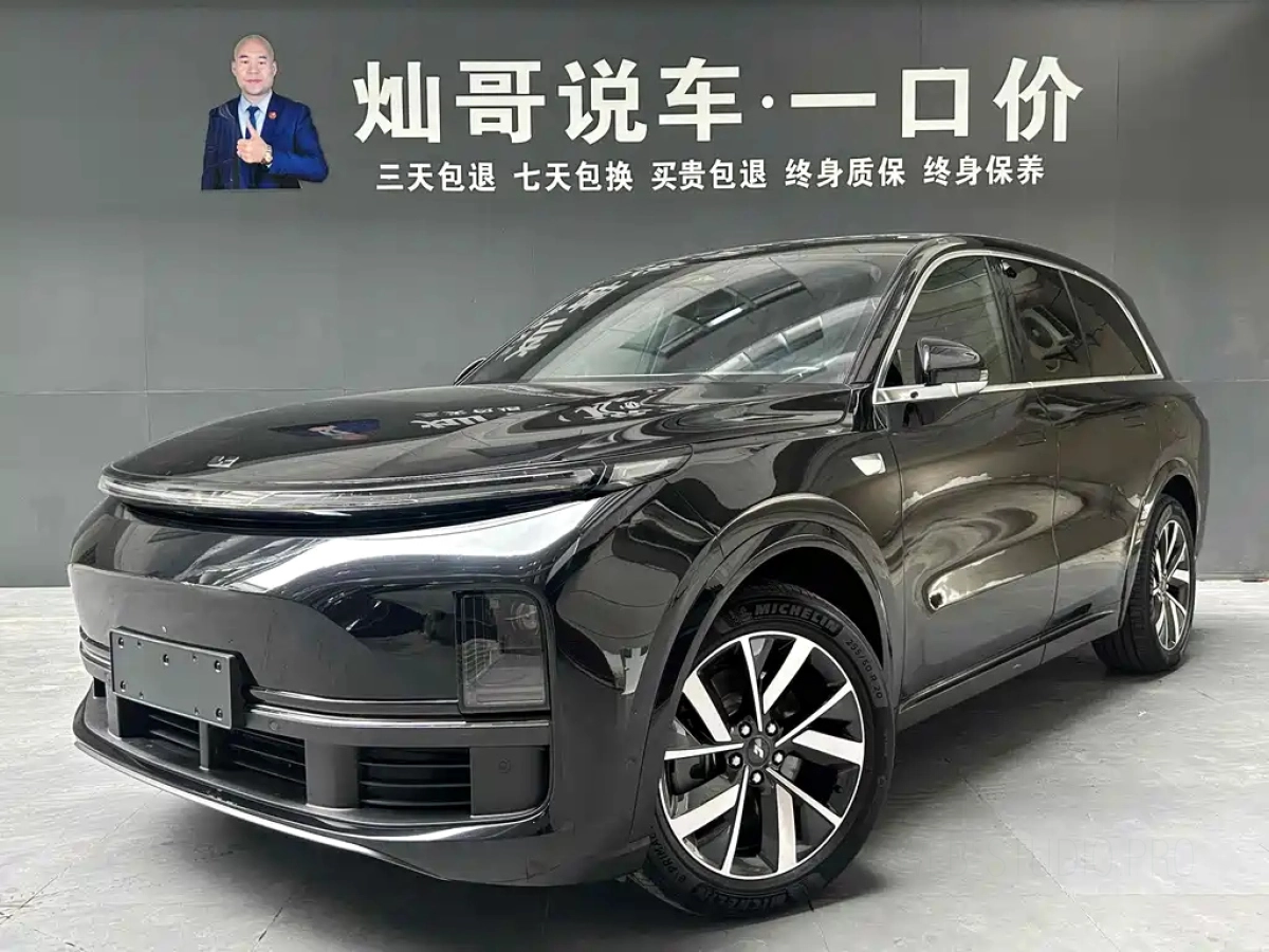 LI AUTO L8  2023