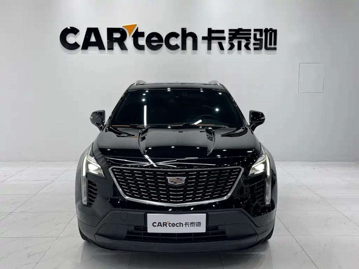 CADILLAC XT4