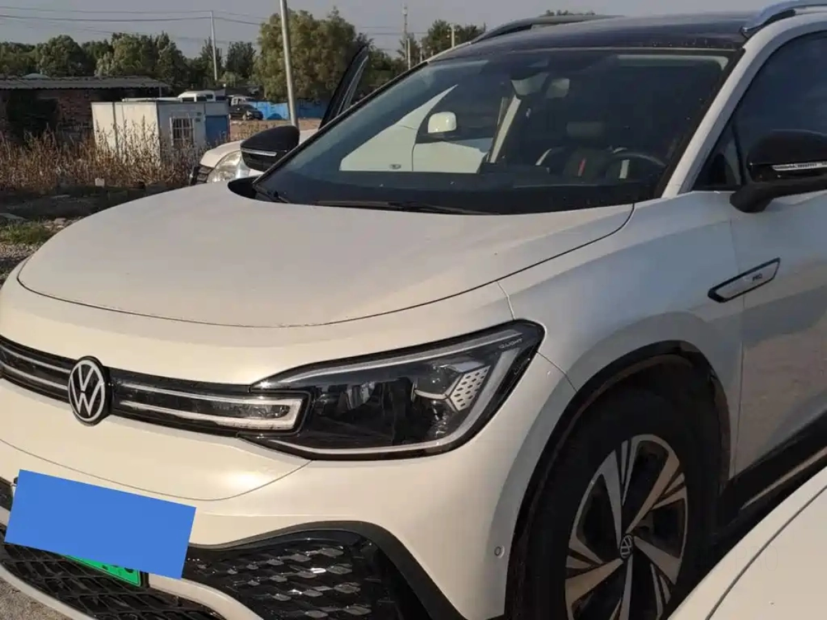 VOLKSWAGEN ID.6 CROZZ  2024