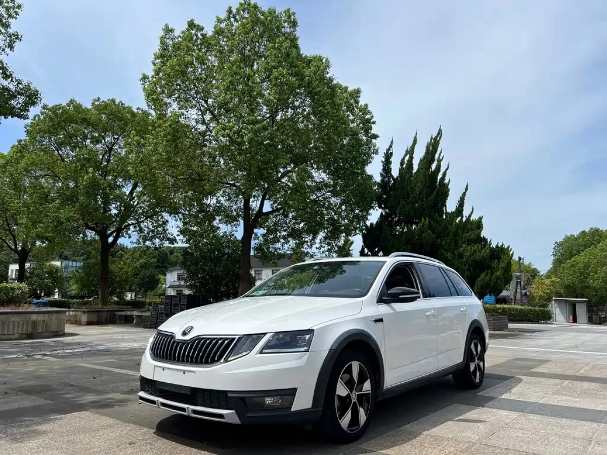 SKODA OCTAVIA  2018