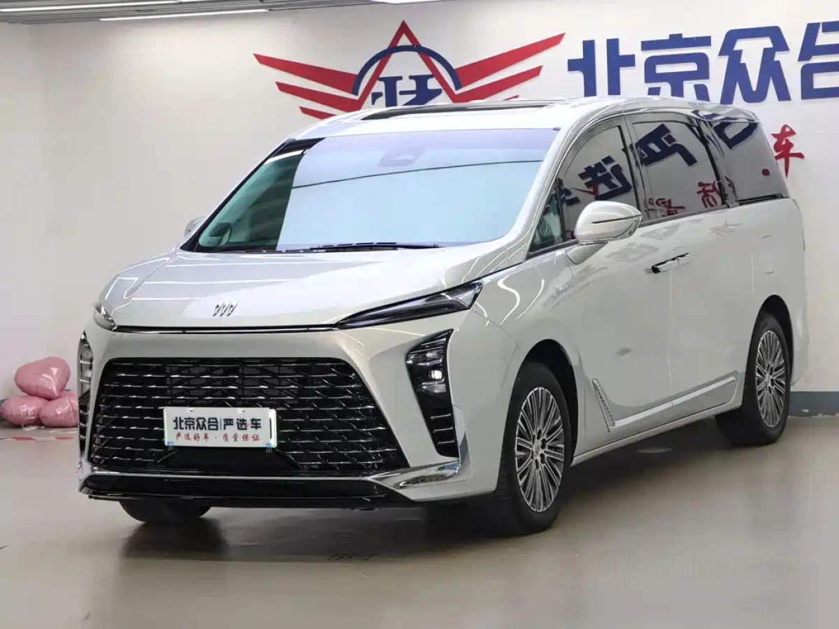 BUICK GL8 NEW ENERGY  2024