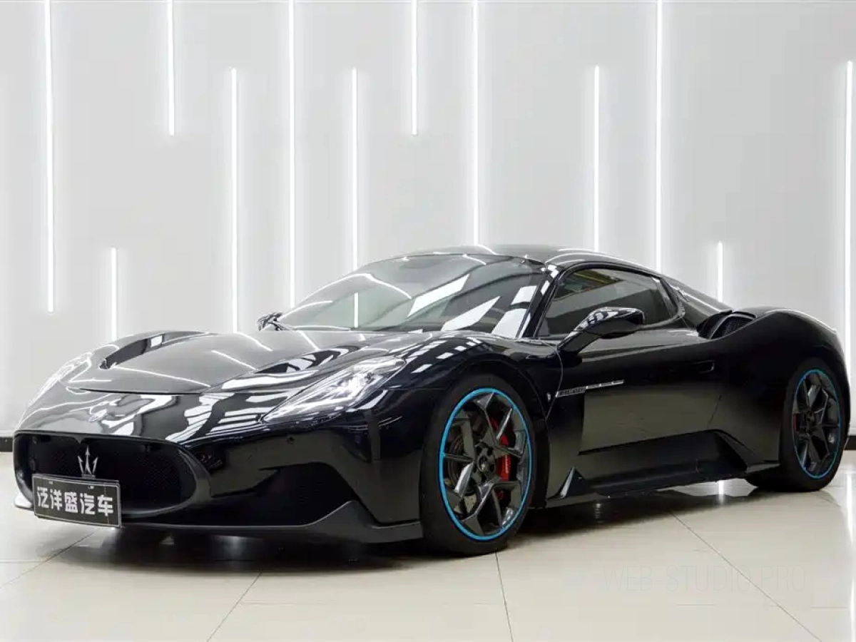 MASERATI MC20  2023