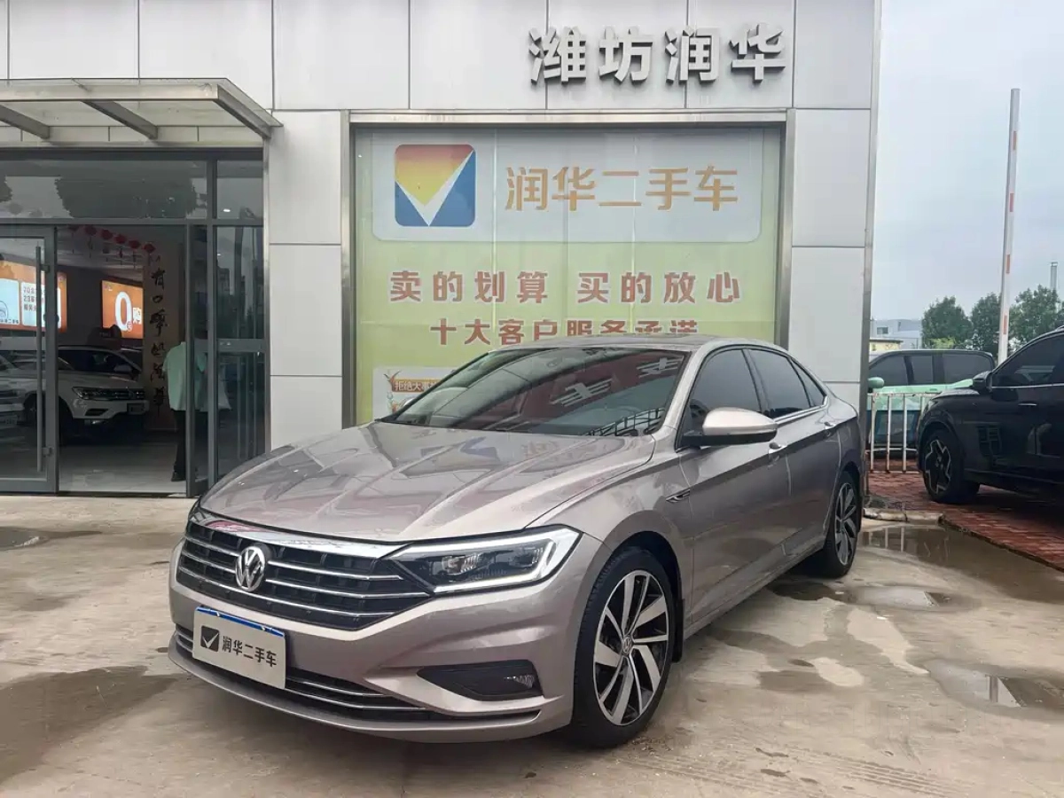 VOLKSWAGEN SAGITAR  2020