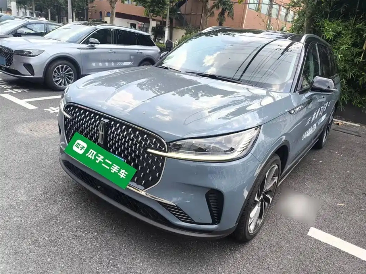 LINCOLN AVIATOR  2024