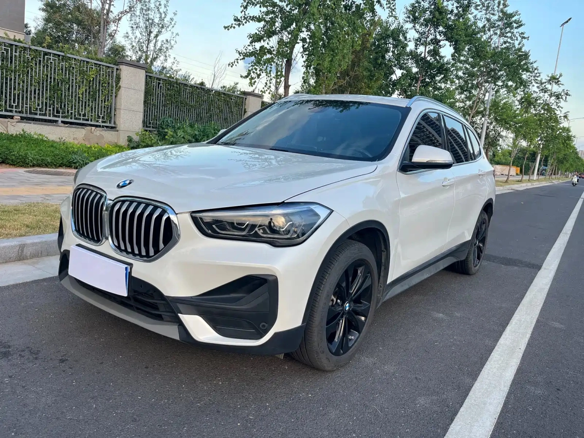 BMW X1  2021