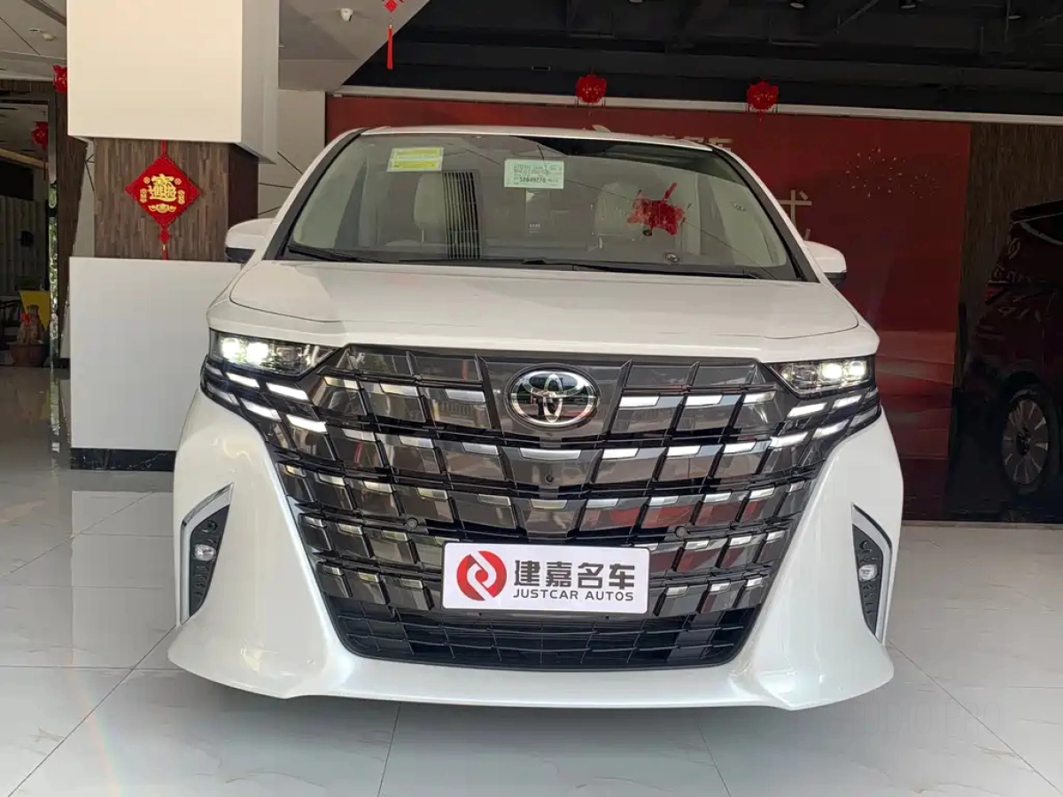 TOYOTA ALPHARD