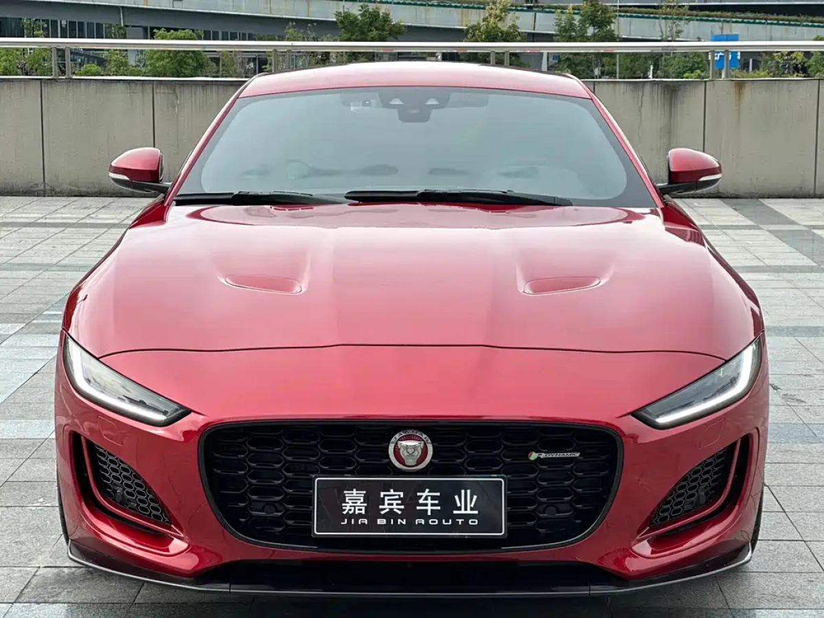 JAGUAR F-TYPE