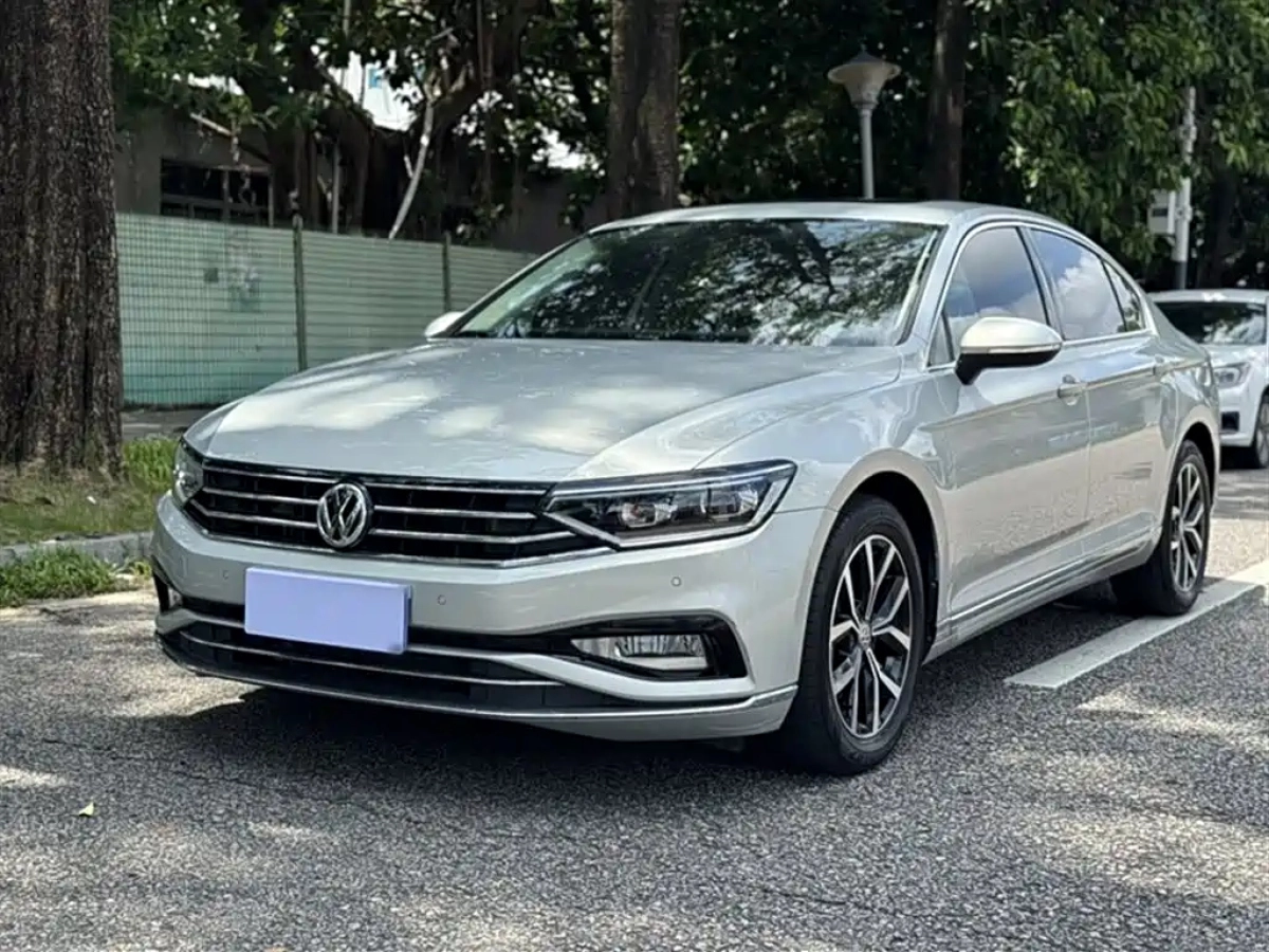 VOLKSWAGEN MAGOTAN  2020