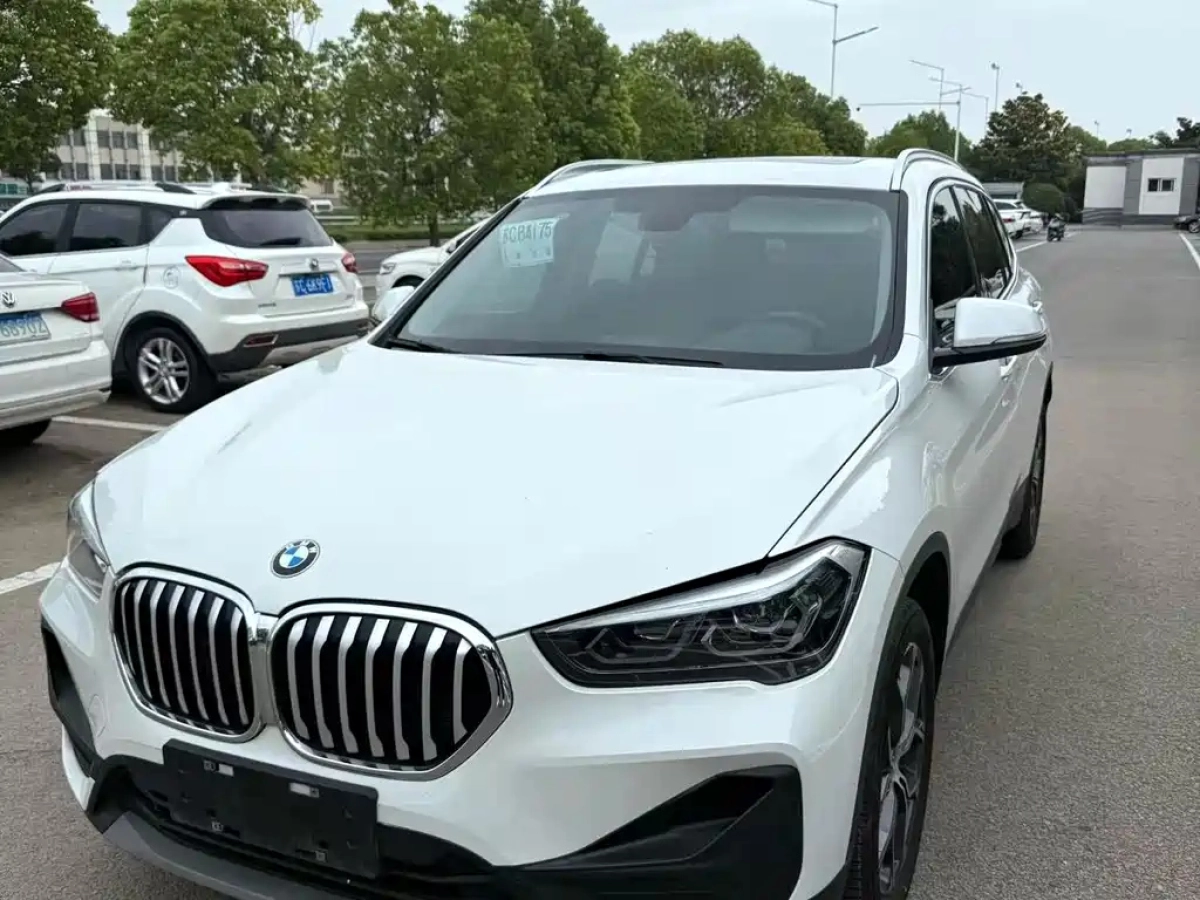 BMW X1  2021