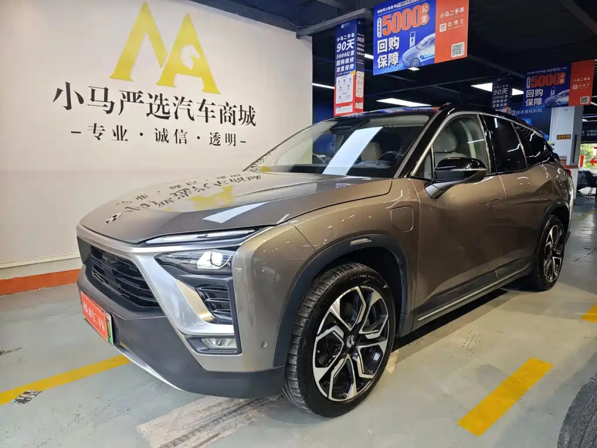 NIO ES8  2018