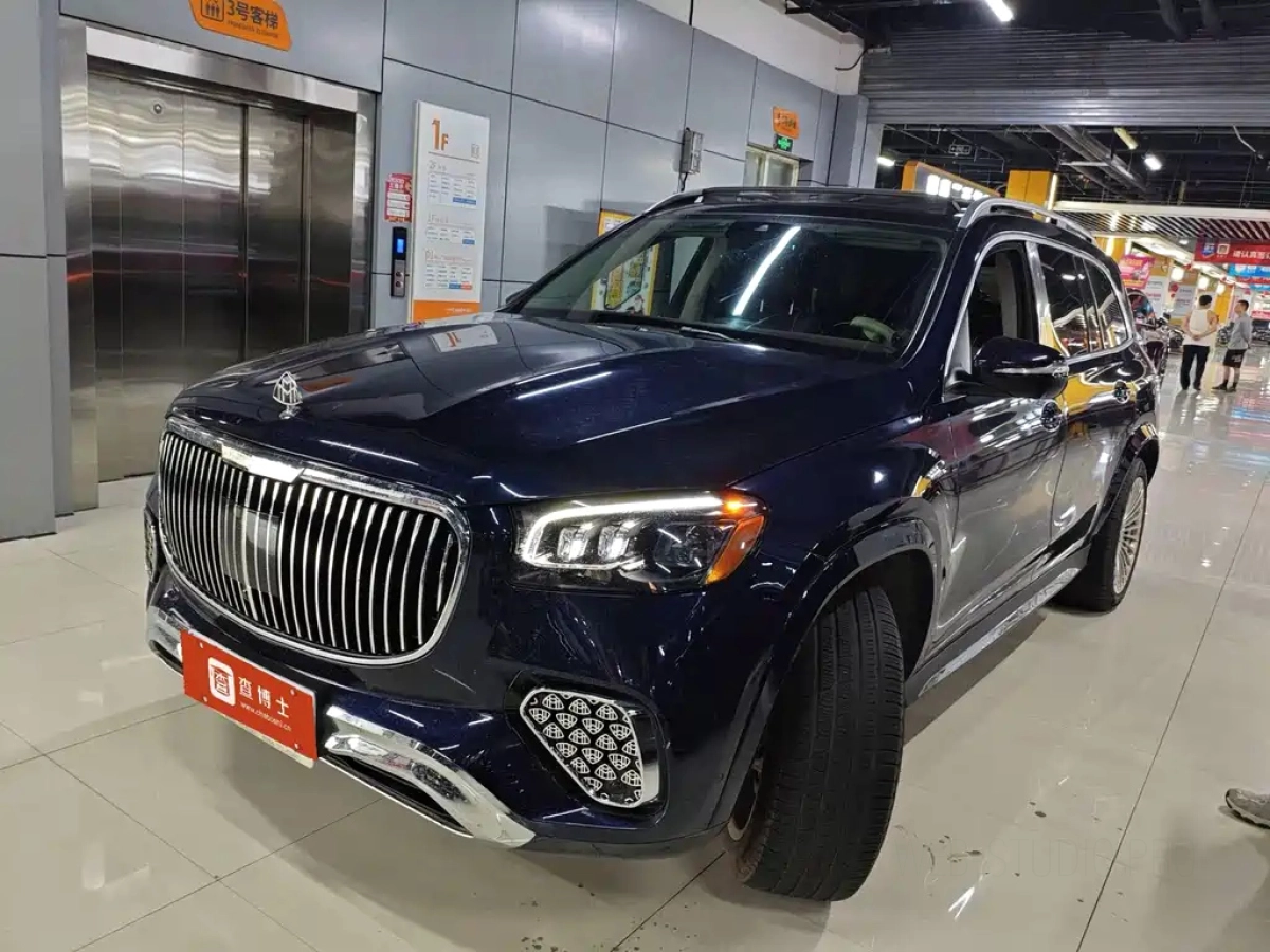 MERCEDES BENZ GLS  2020