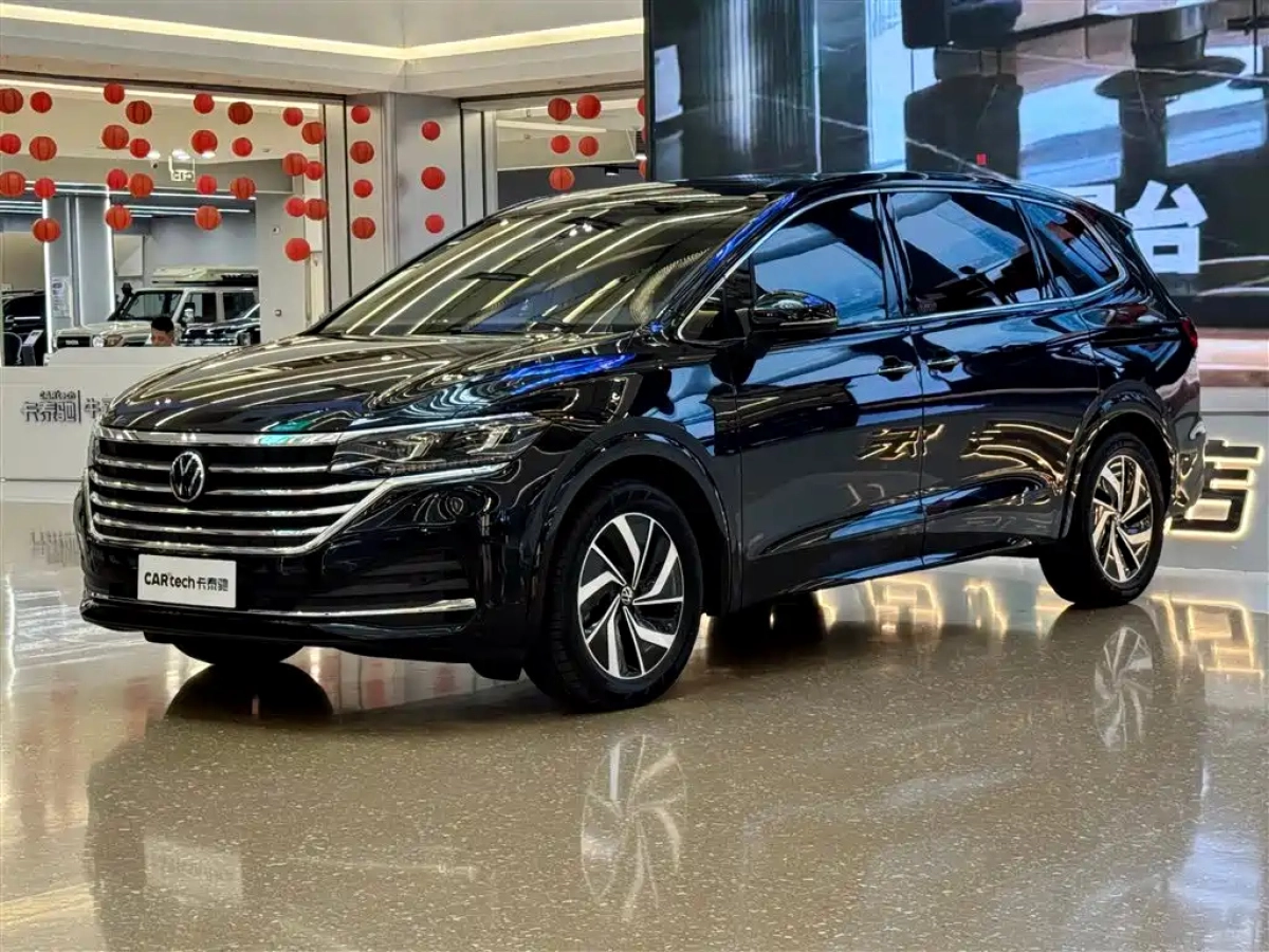 VOLKSWAGEN VILORAN  2024