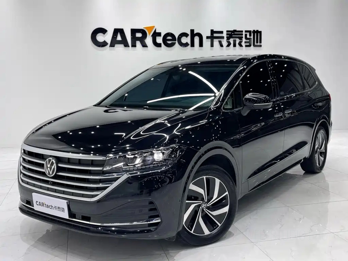 VOLKSWAGEN VILORAN  2023