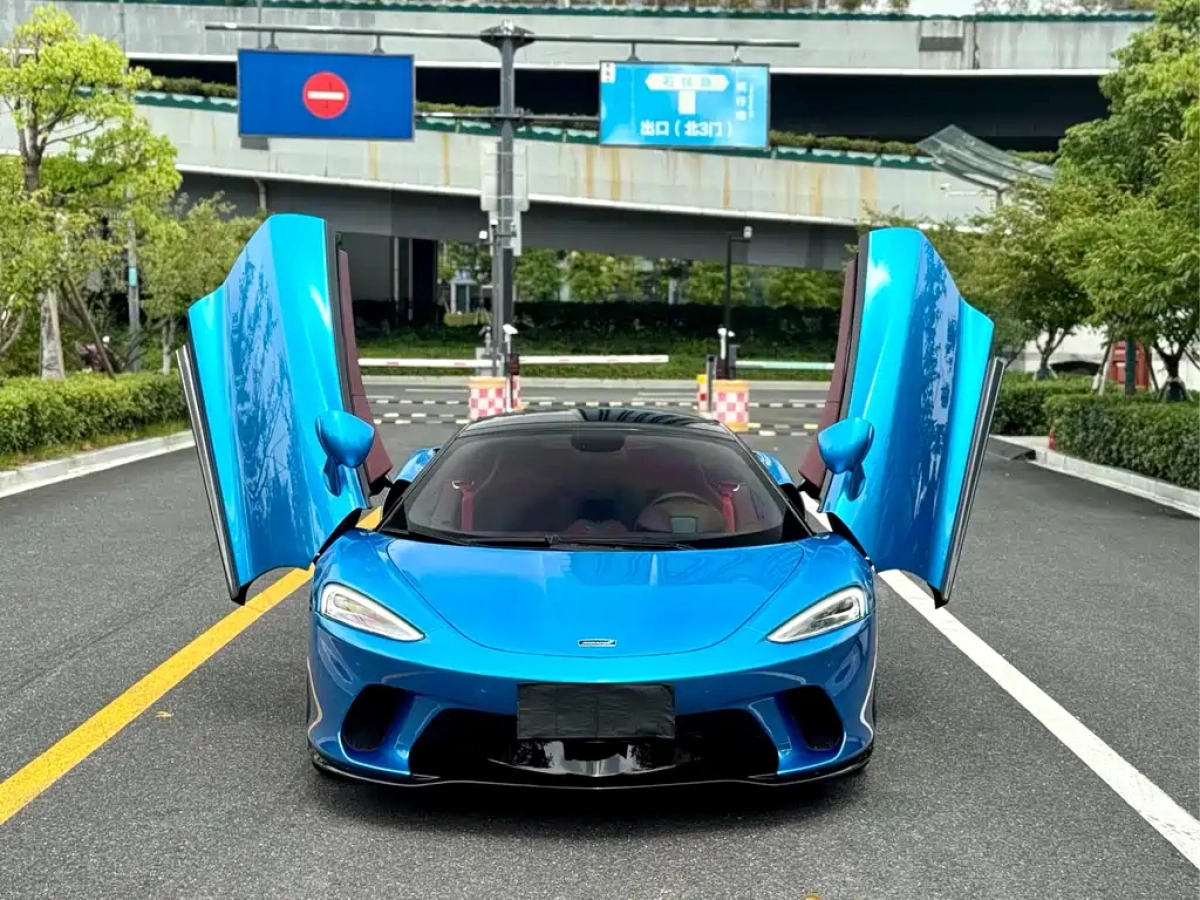 MCLAREN GT  2022