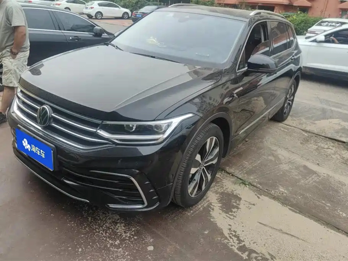 VOLKSWAGEN TIGUAN L  2023