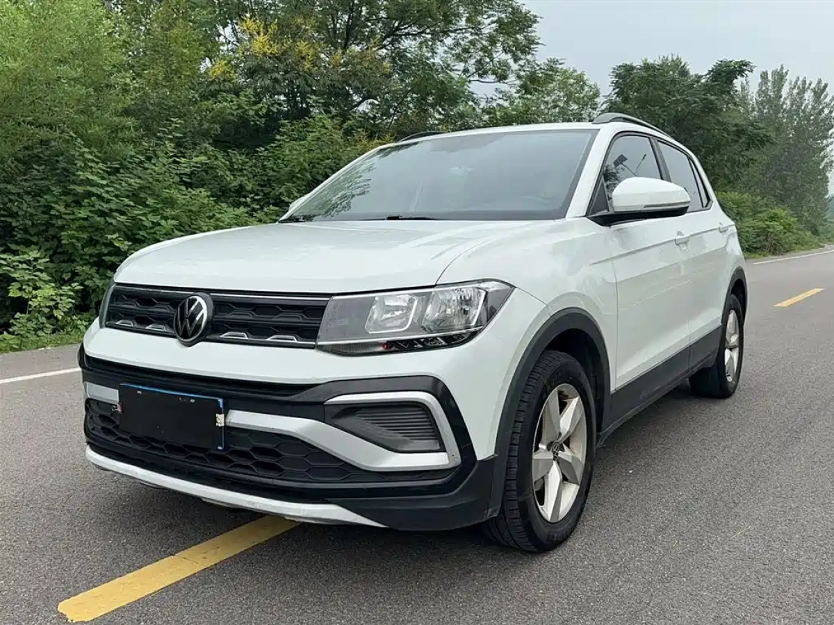 VOLKSWAGEN T-CROSS
