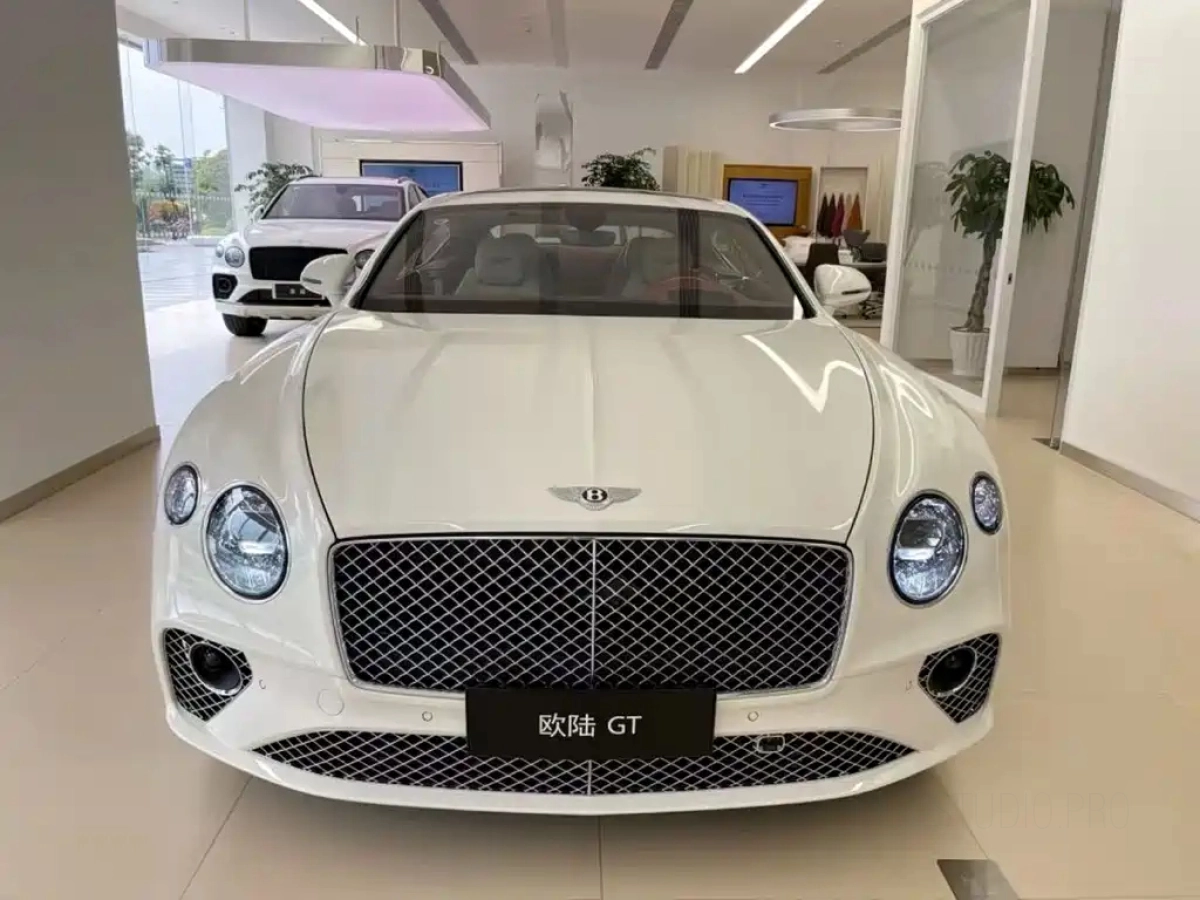 BENTLEY CONTINENTAL  2024