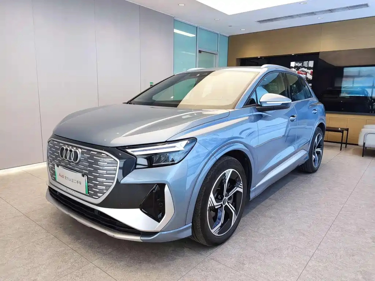 AUDI Q4 E-TRON  2023