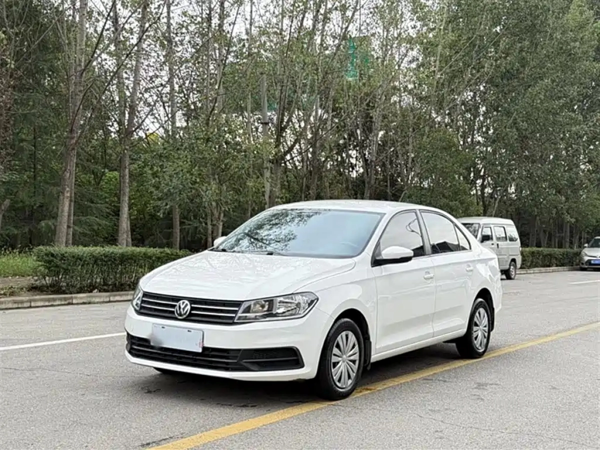 VOLKSWAGEN SANTANA  2021