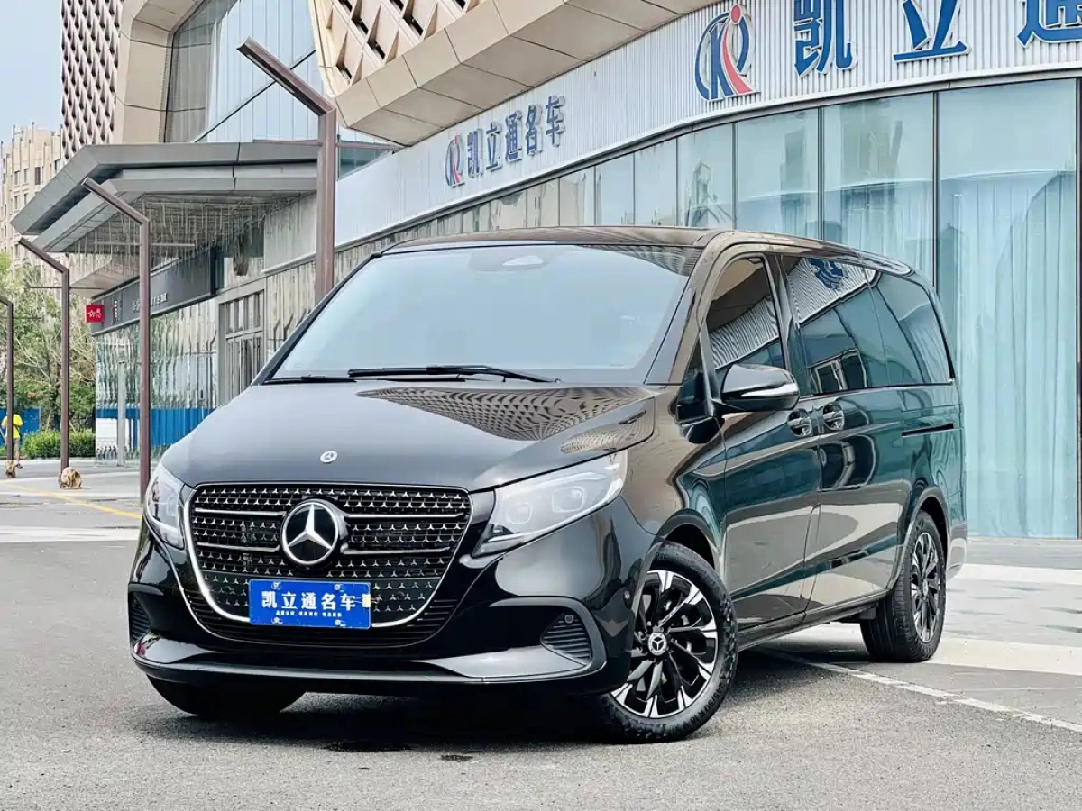 MERCEDES BENZ V-CLASS  2024