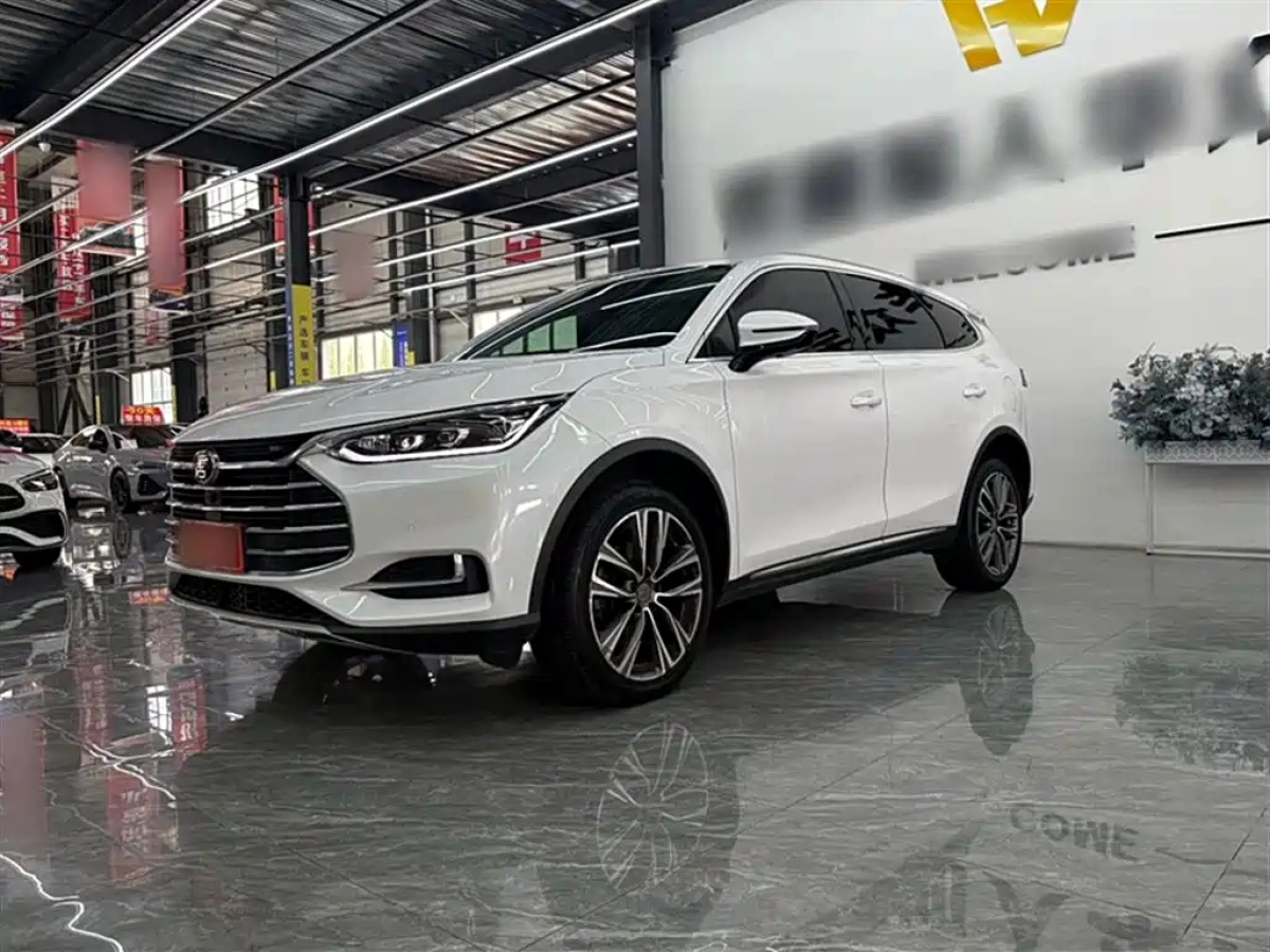 BYD TANG  2018