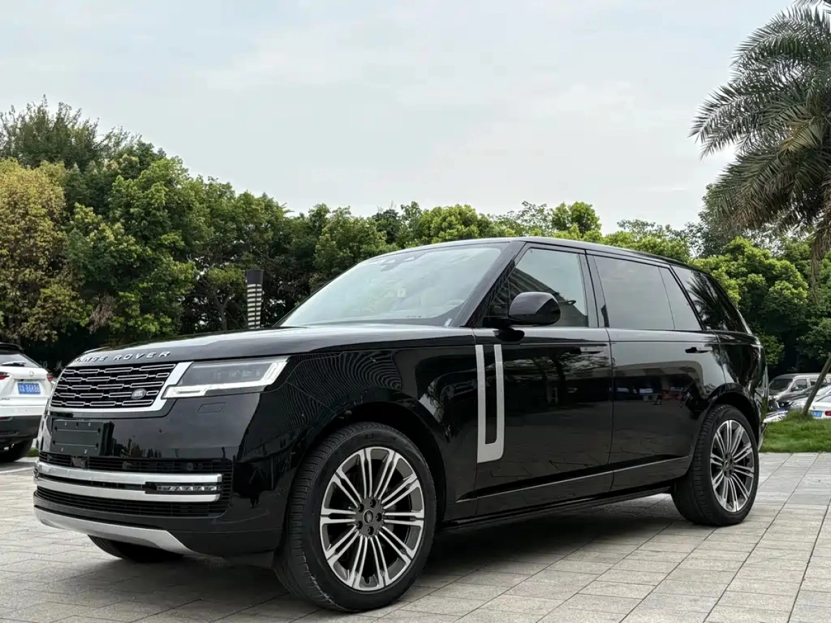LAND ROVER RANGE ROVER  2024