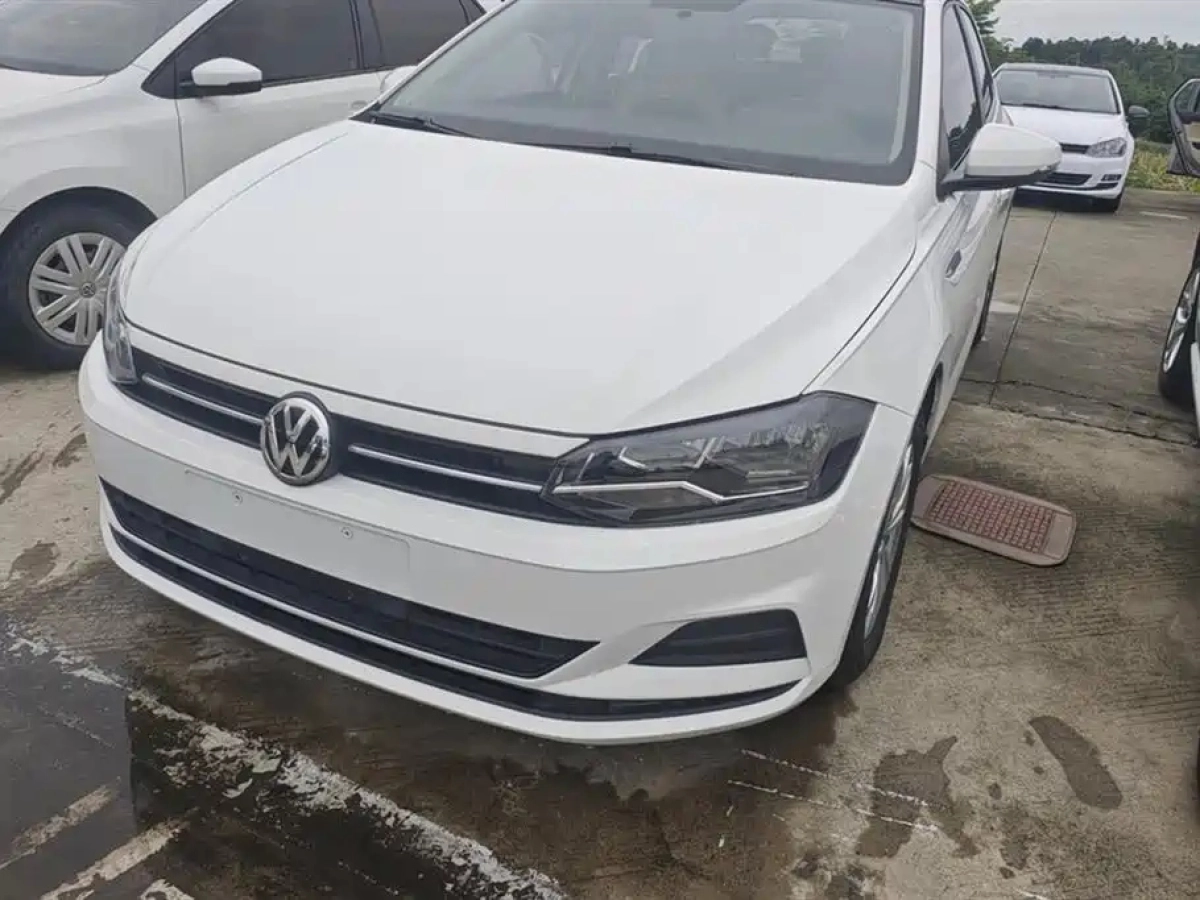 VOLKSWAGEN POLO  2019