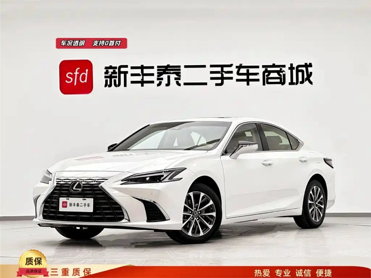 LEXUS ES  2025