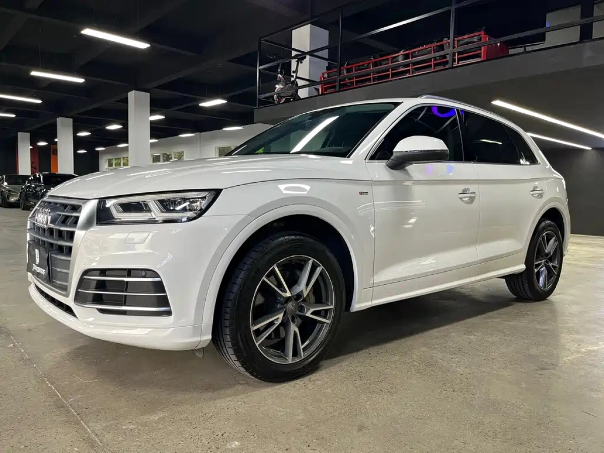 AUDI Q5L  2018