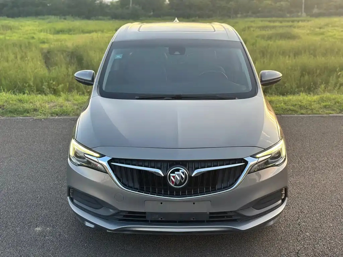 BUICK GL6