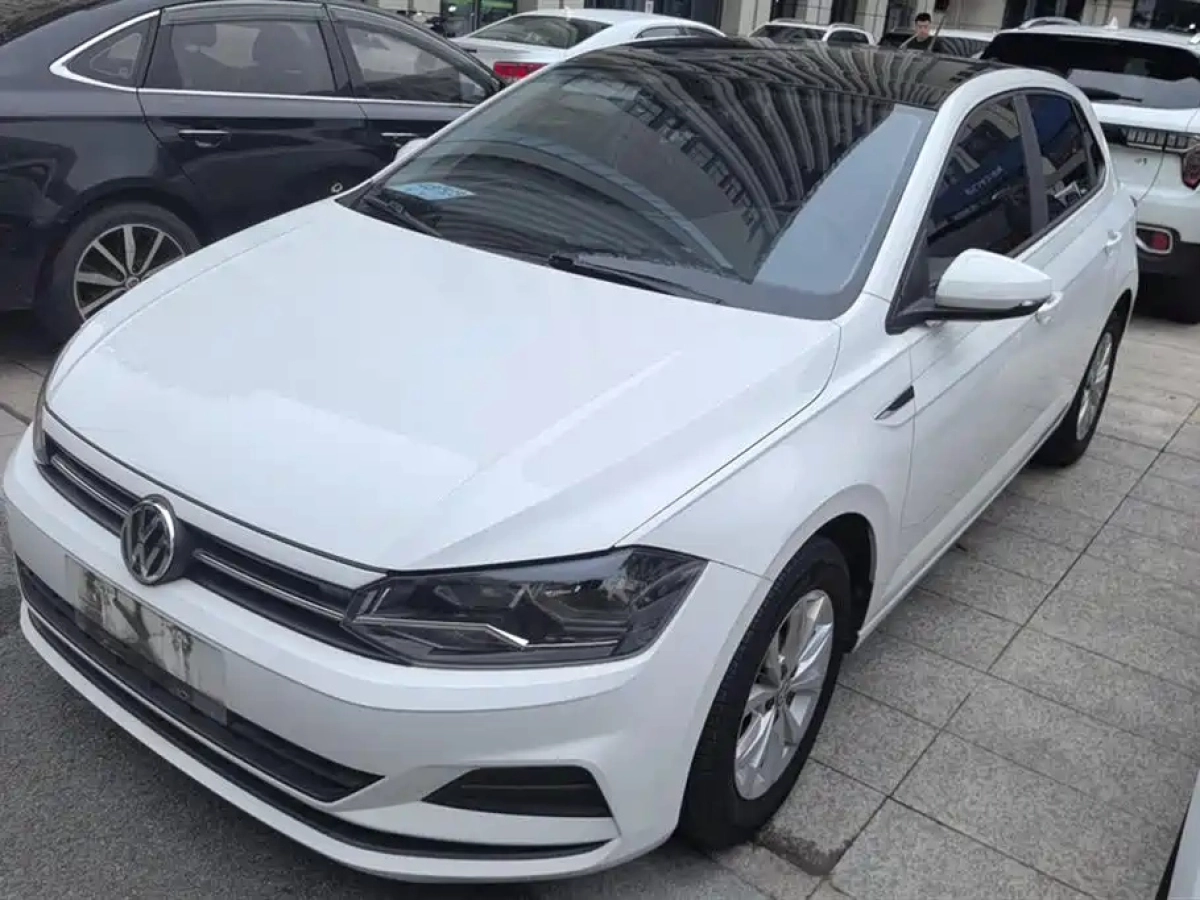 VOLKSWAGEN POLO  2019