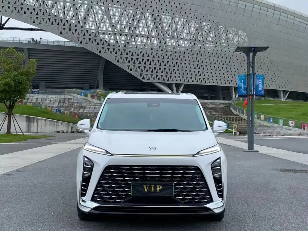 BUICK GL8 NEW ENERGY