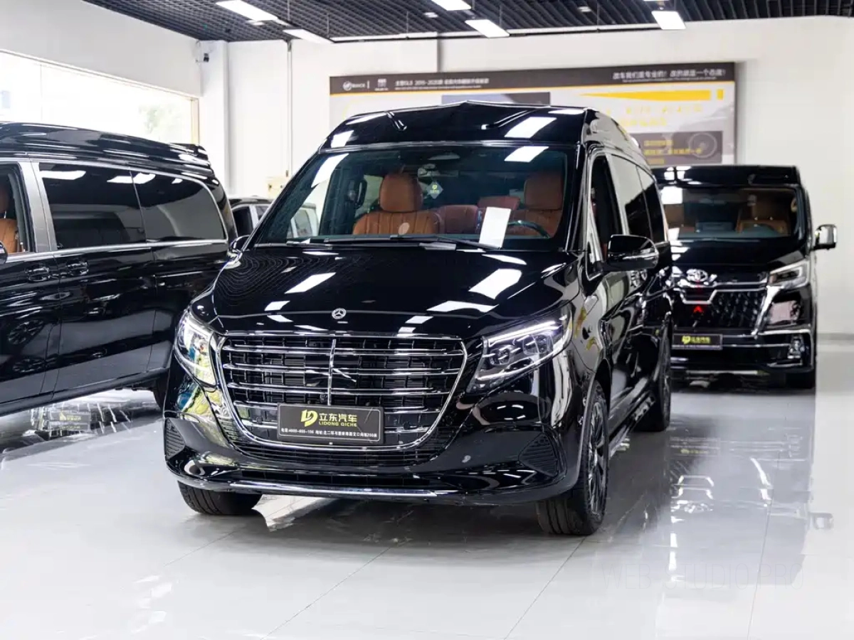 MERCEDES BENZ V-CLASS  2024