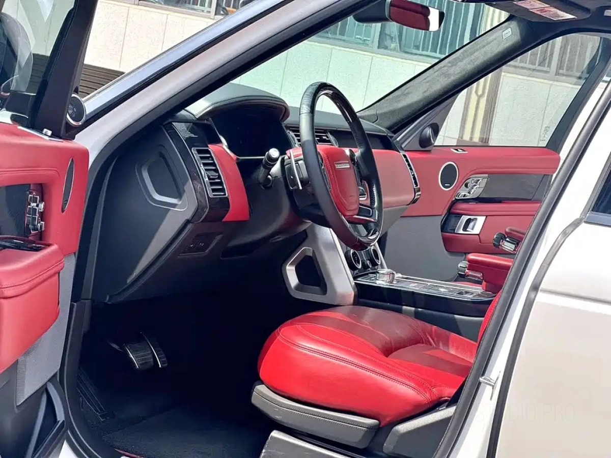 LAND ROVER RANGE ROVER