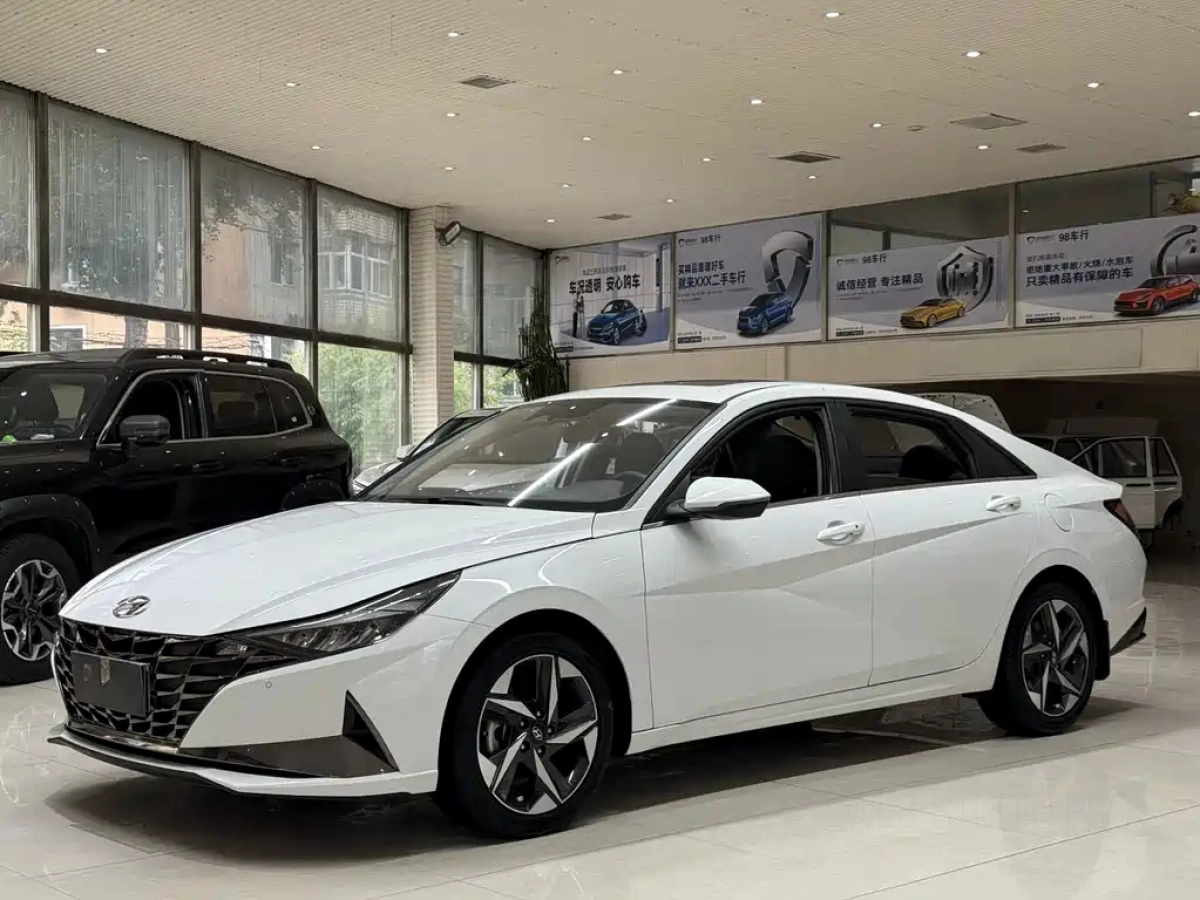 HYUNDAI ELANTRA  2021