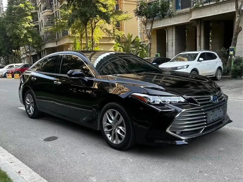 TOYOTA AVALON