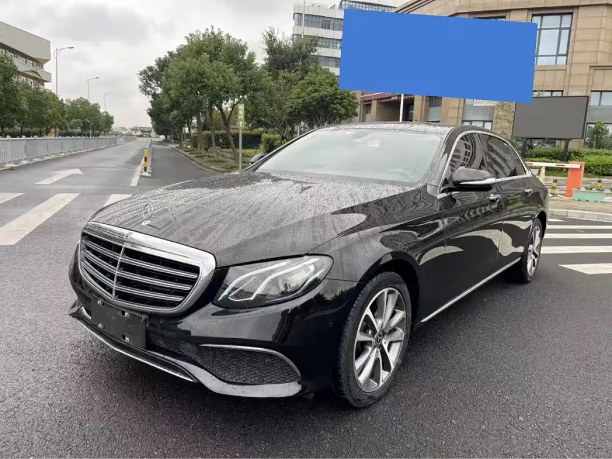 MERCEDES BENZ E-CLASS  2018