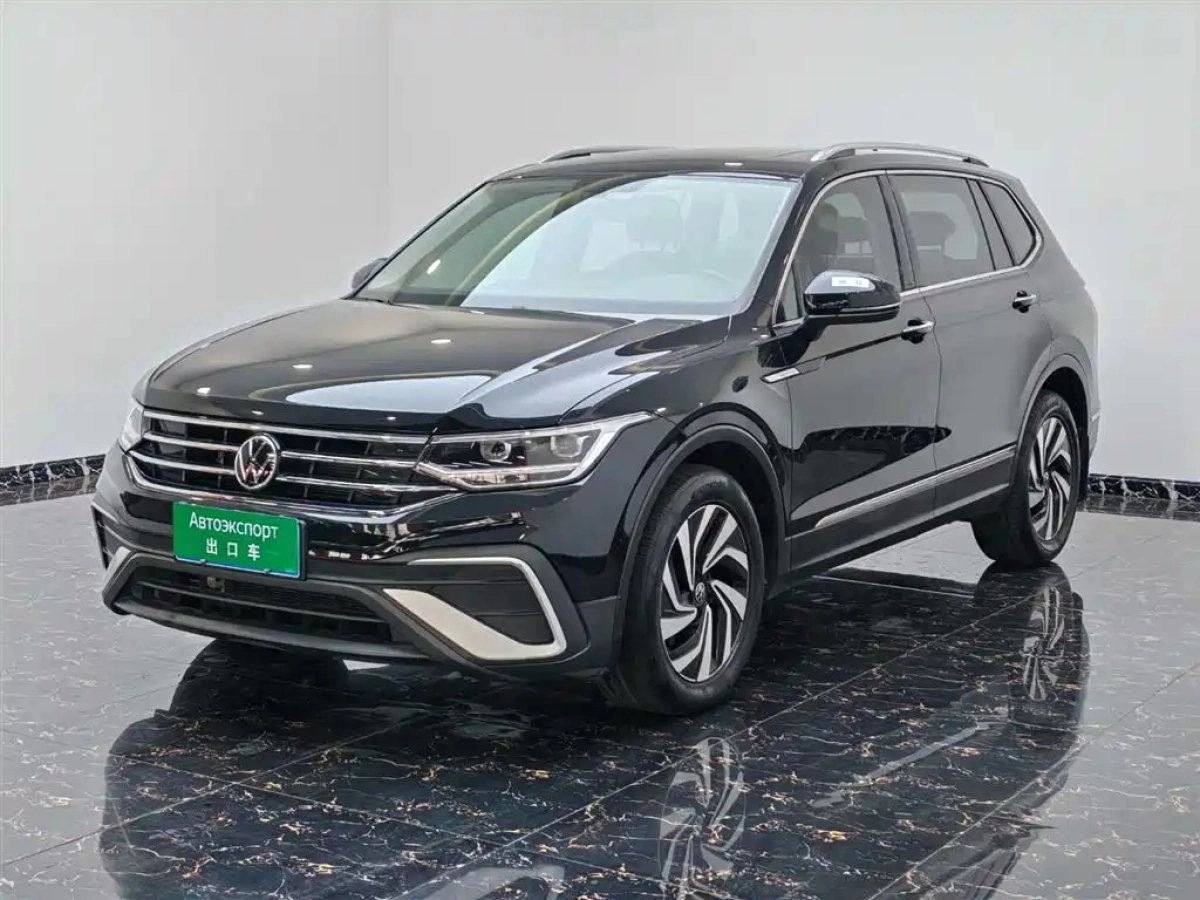 VOLKSWAGEN TIGUAN L  2022