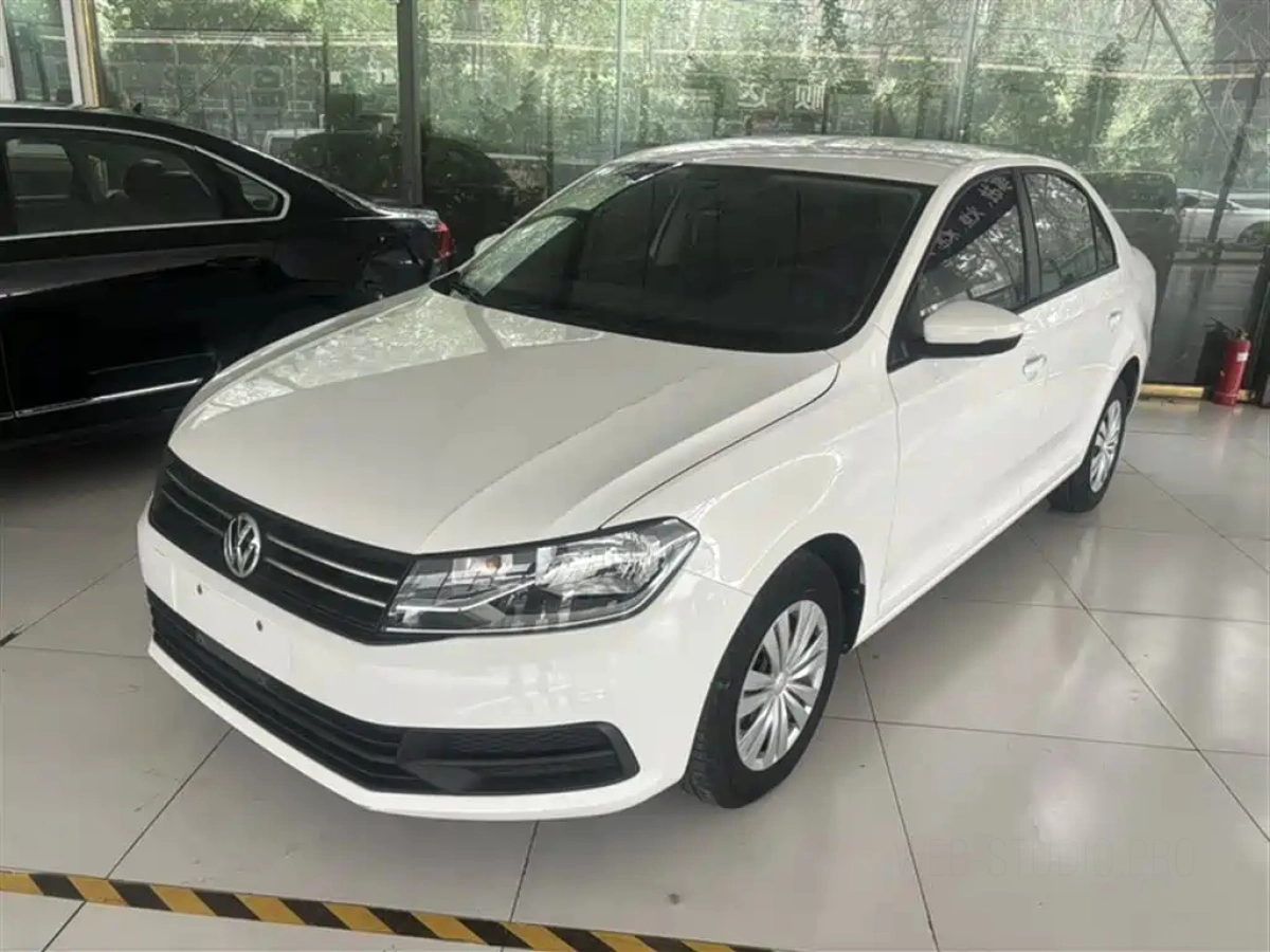 VOLKSWAGEN SANTANA  2021