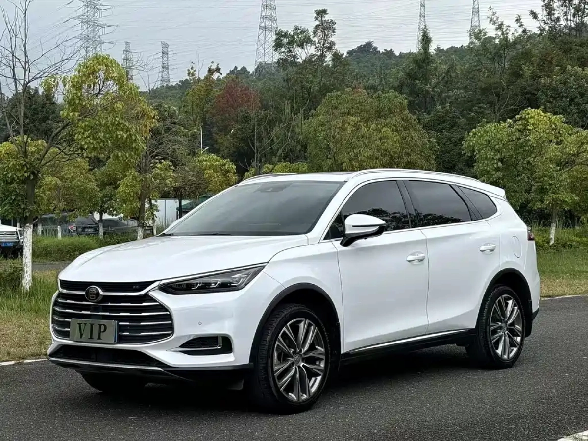 BYD TANG  2019