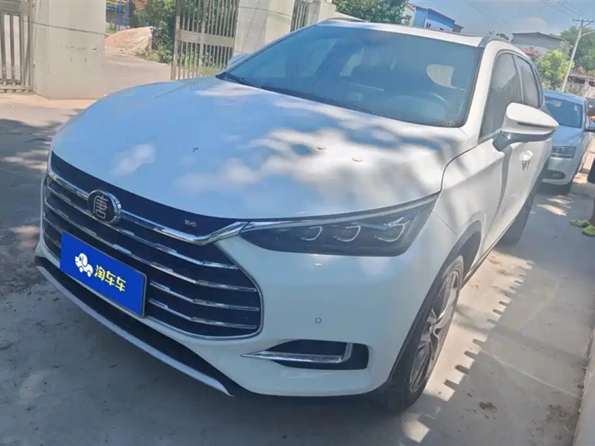 BYD TANG  2018