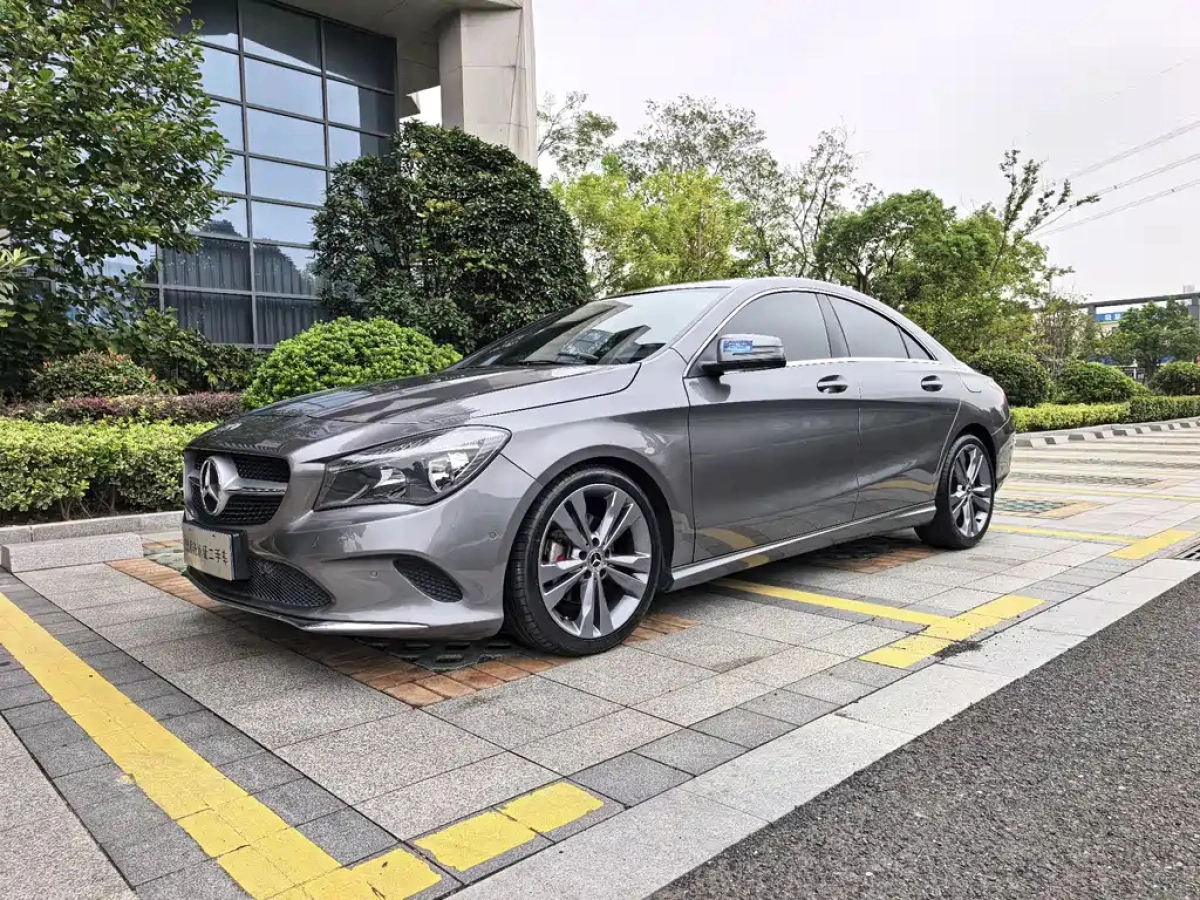 MERCEDES BENZ CLA  2018