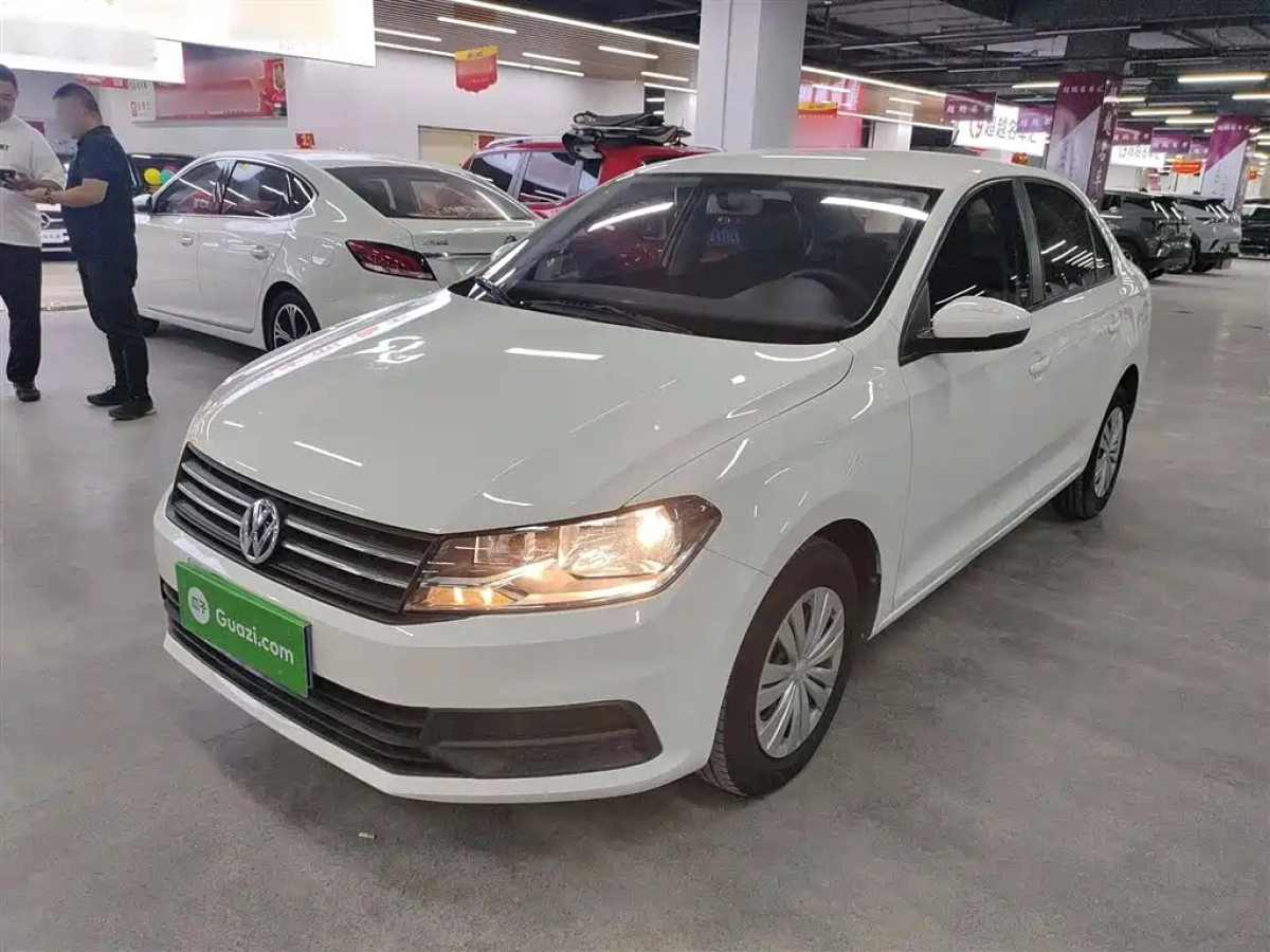 VOLKSWAGEN SANTANA  2021