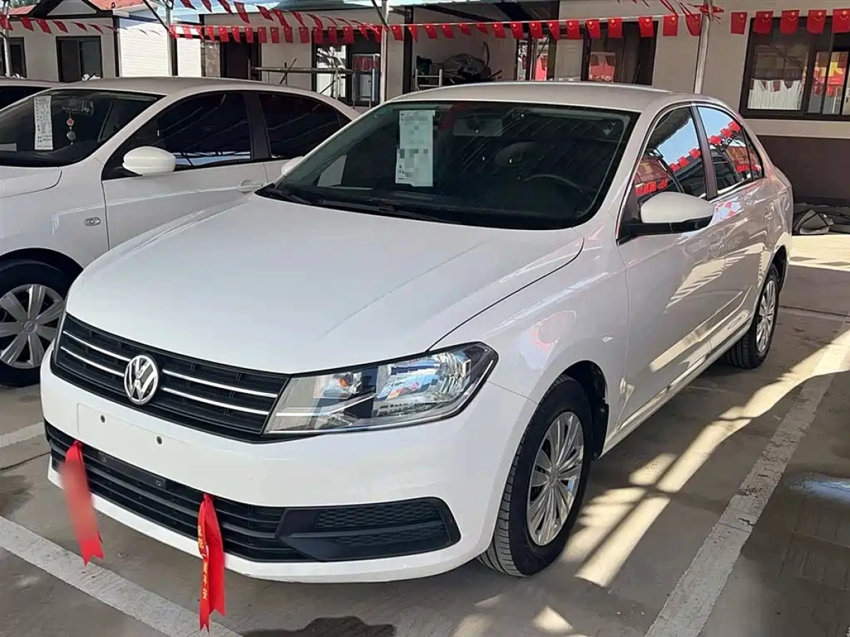 VOLKSWAGEN SANTANA  2019