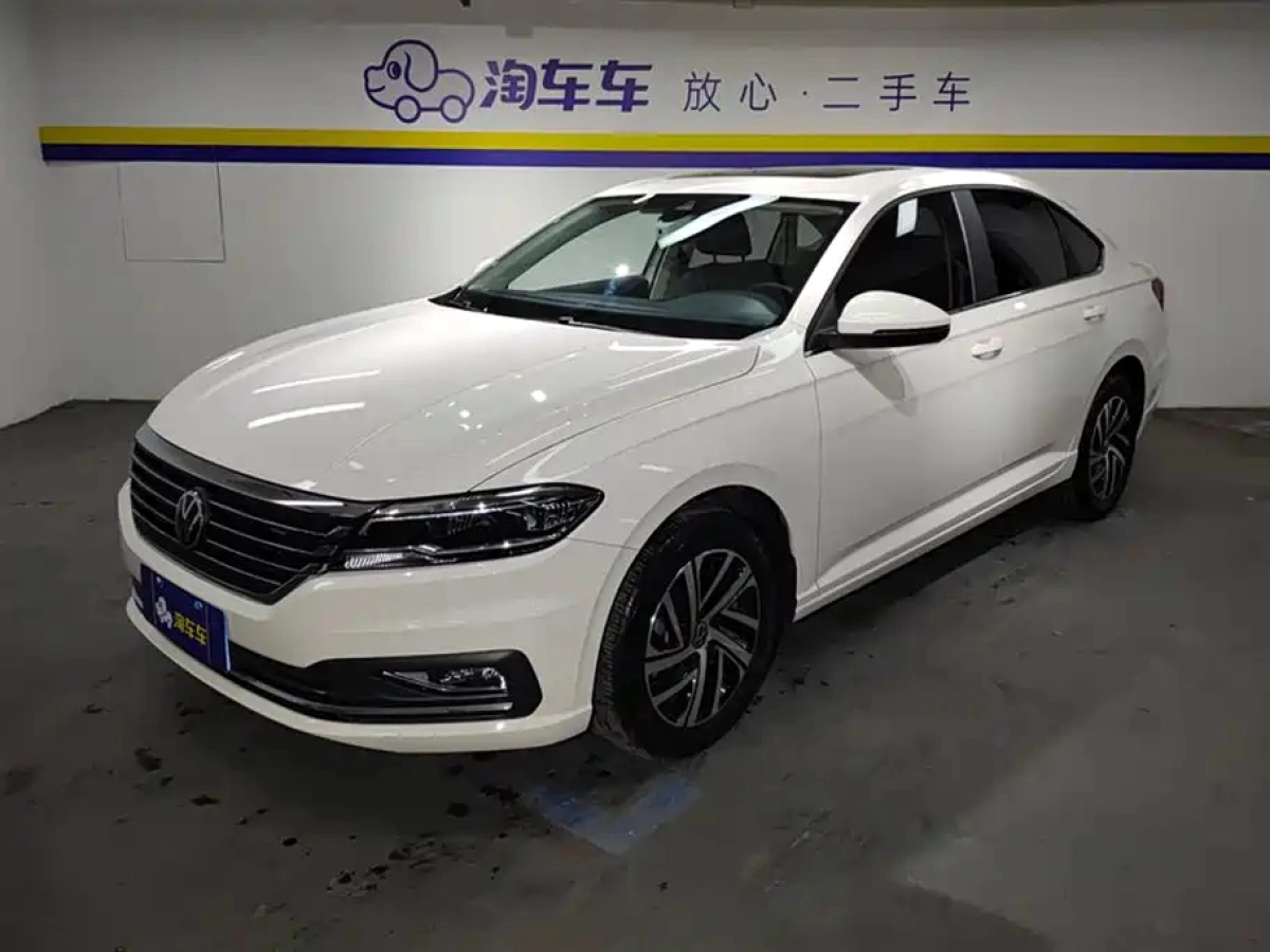 VOLKSWAGEN LAVIDA  2022