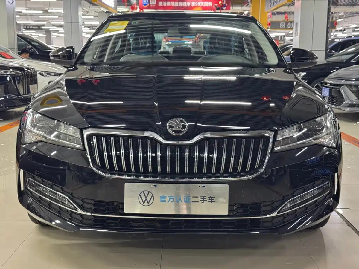 SKODA SUPERB