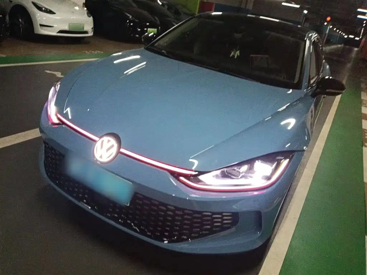 VOLKSWAGEN LAMANDO  2023