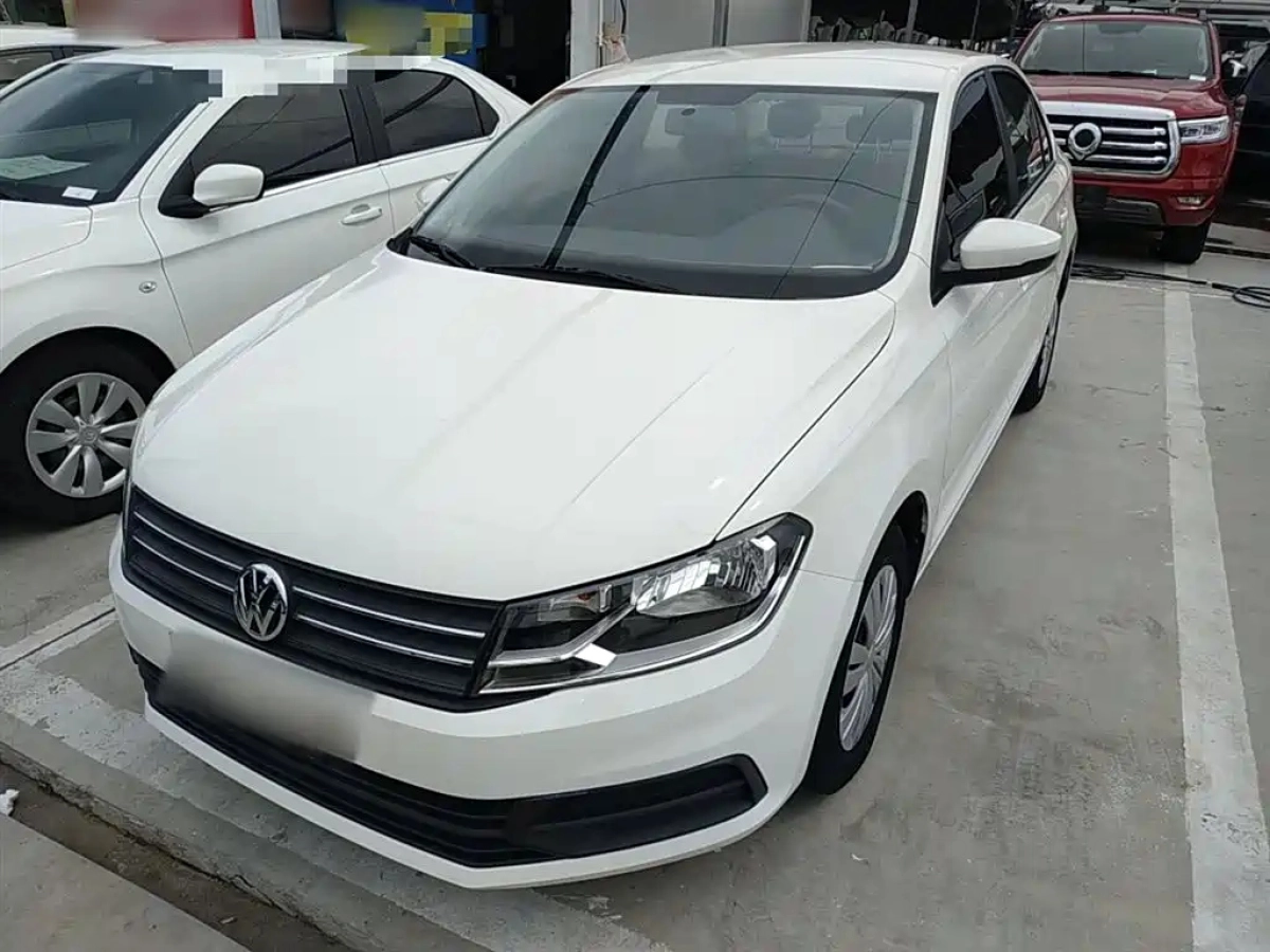 VOLKSWAGEN SANTANA  2021