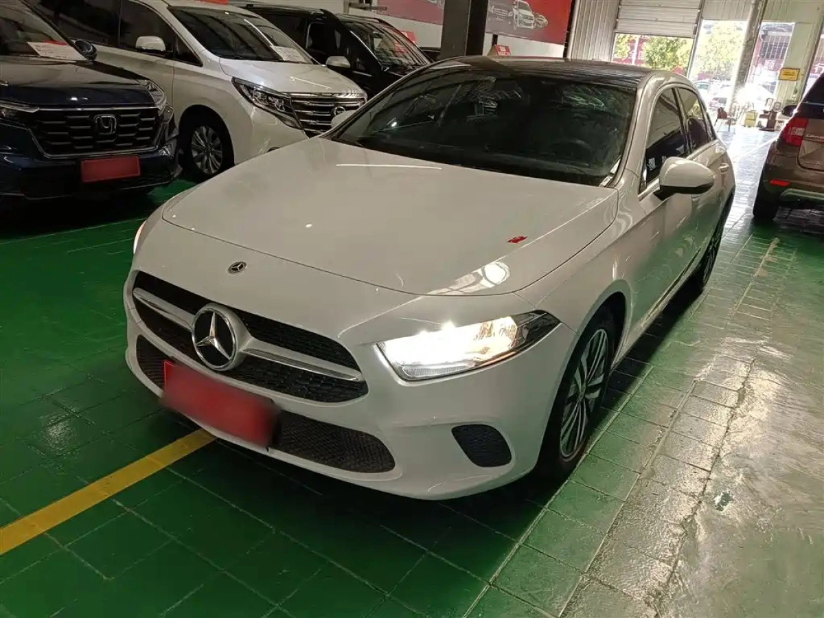 MERCEDES BENZ A-CLASS IMPORT  2021