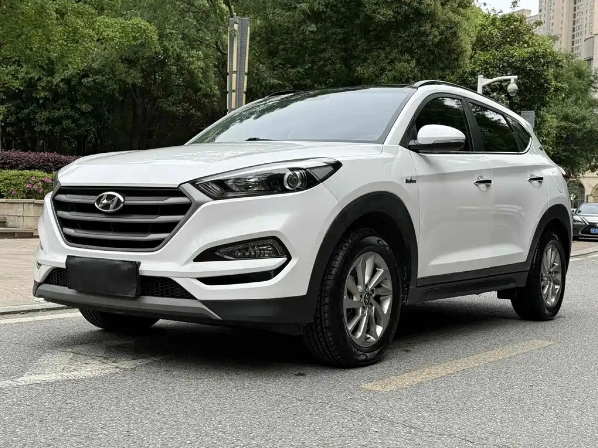 HYUNDAI TUCSON  2018
